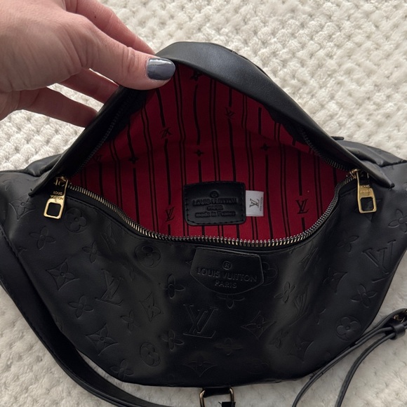 🖤✨ Black Faux Designer Fanny Pack / Belt Bag ✨🖤 - Picture 7 of 8